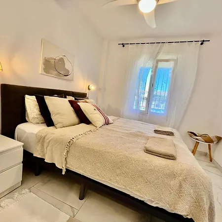2 Bedroom Walking Distance To The Apartamento *